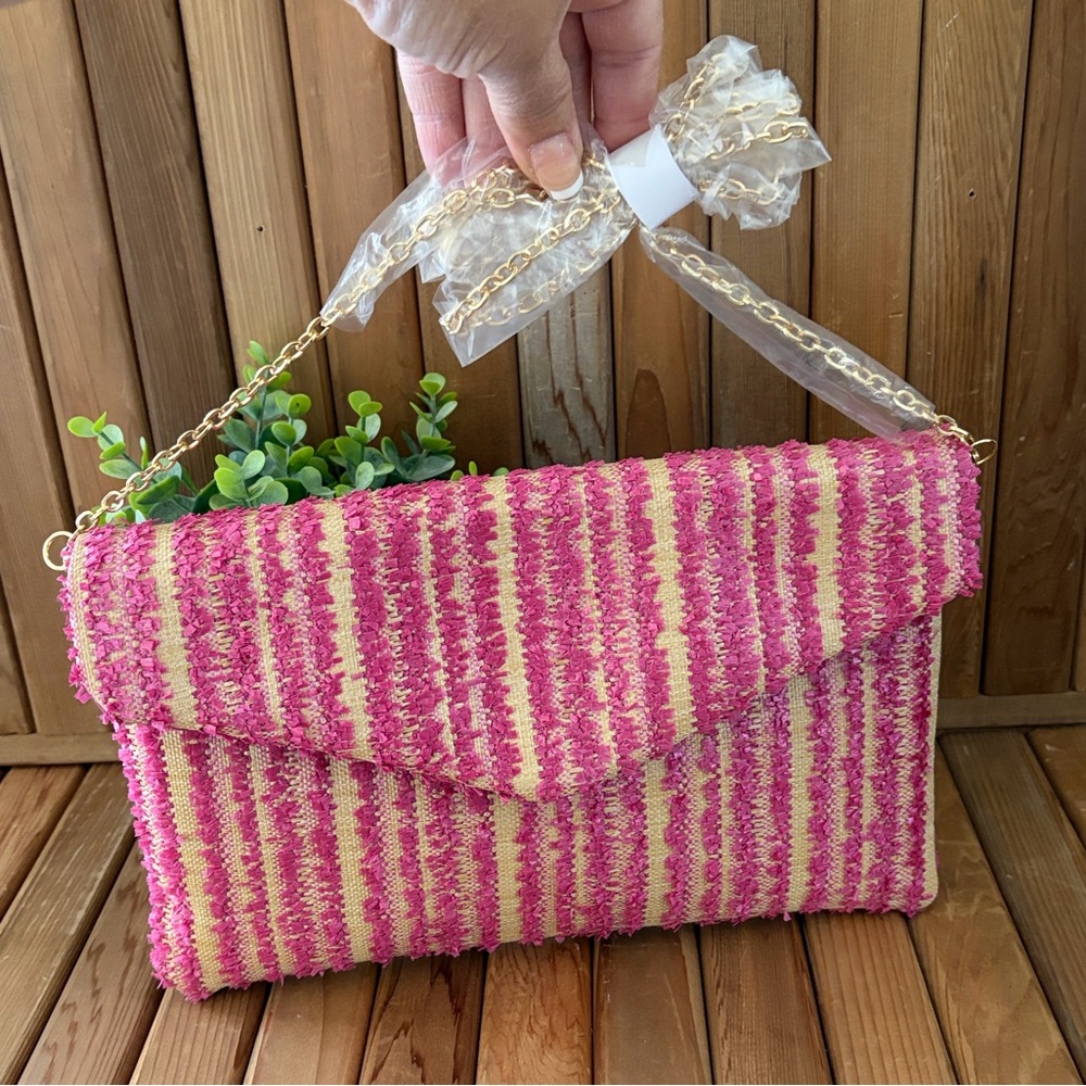 Urban Expressions Pink & Cream Striped Crossbody Clutch w/Gold Toned Chain Strap